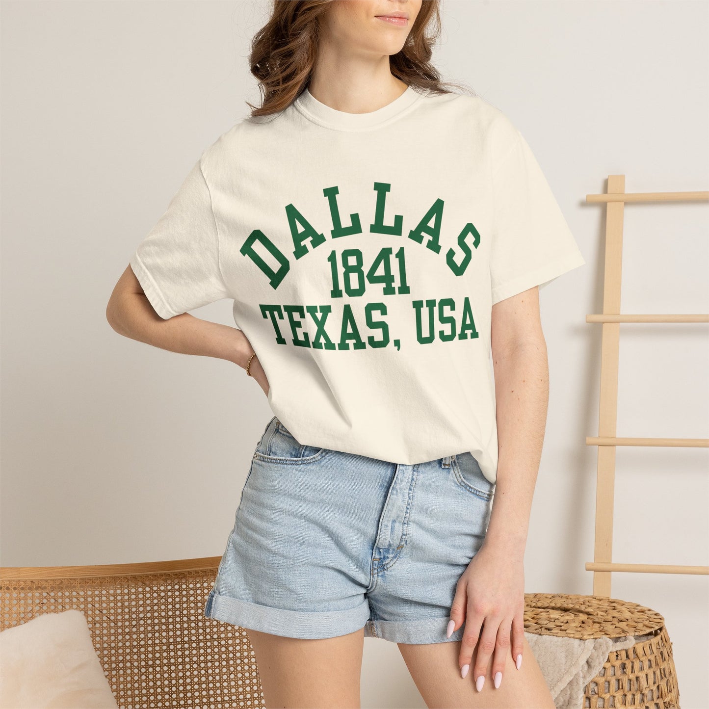 Dallas 1841 Texas USA T-Shirt | City Vintage Collegiate Tee